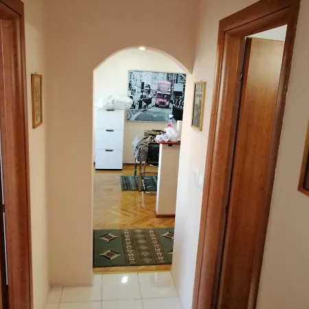 Διαμέρισμα Apartament Sala Palatului Βουκουρέστι