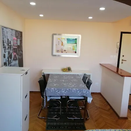 Apartament Sala Palatului * Bucharest