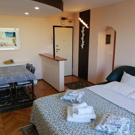 Διαμέρισμα Apartament Sala Palatului Βουκουρέστι